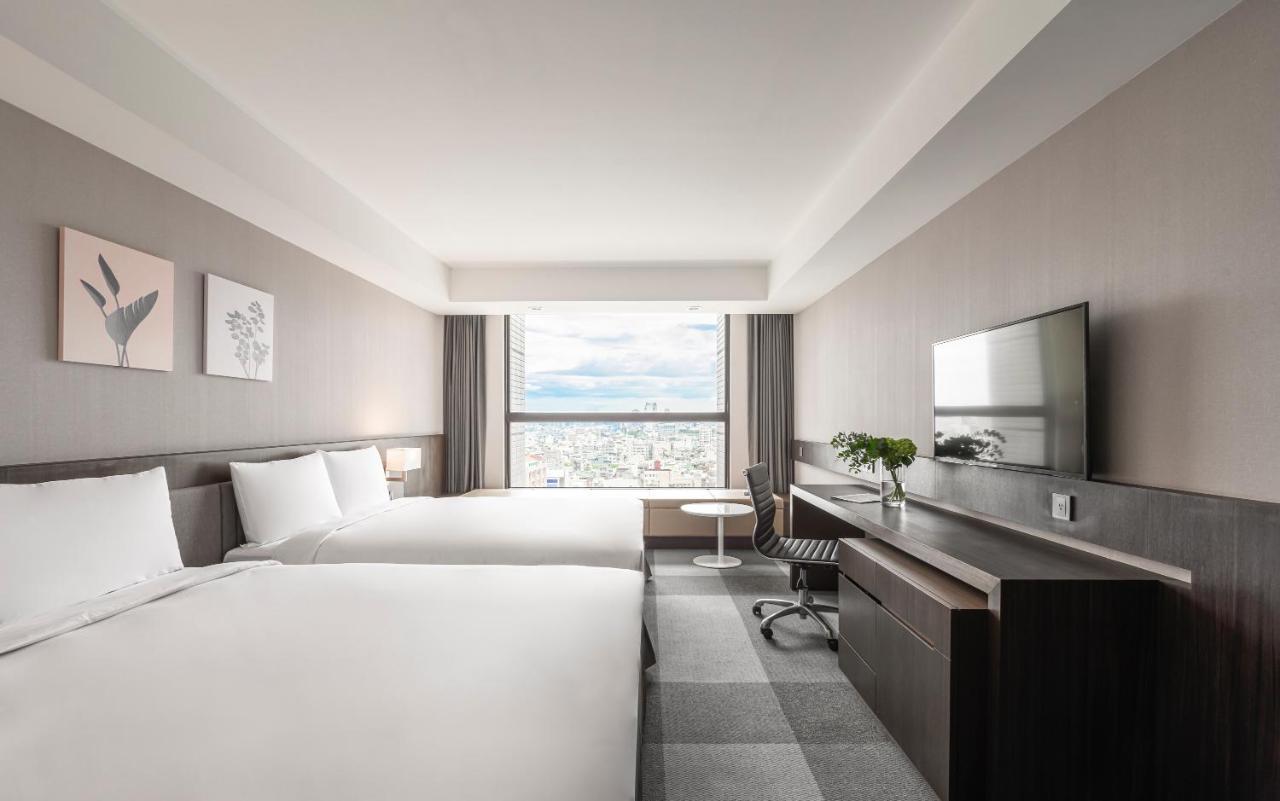 Lakeshore Hotel تاينان الغرفة الصورة
